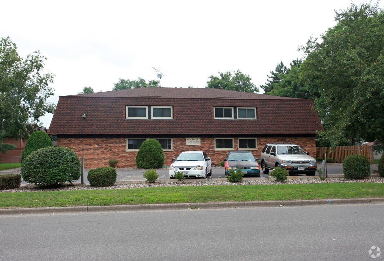 Building Photo - Woodmere Apartments