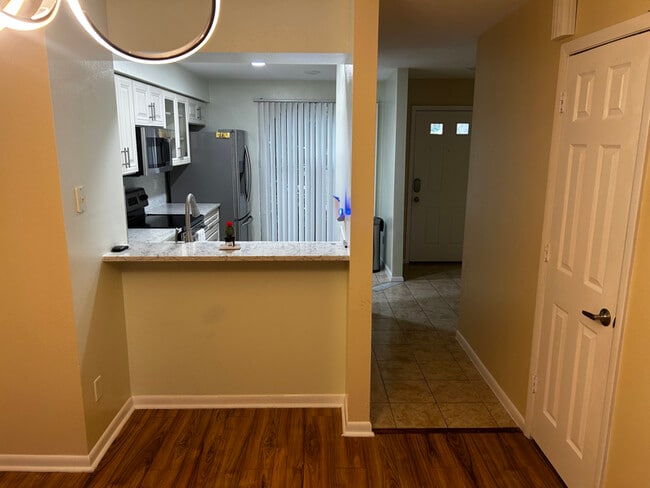 Foto del edificio - 3583 Whispering Oaks Ln