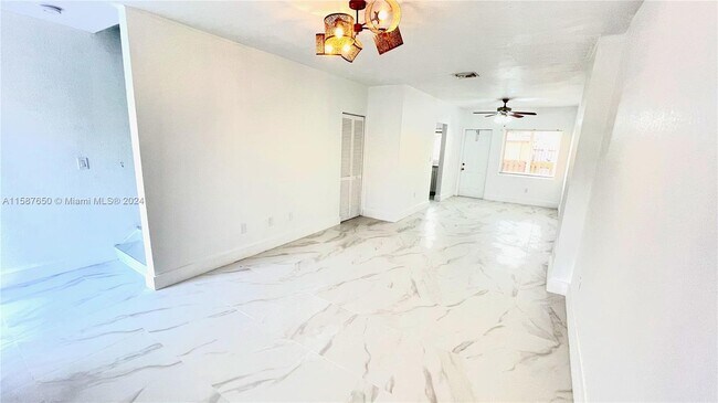 Building Photo - 445 NW 84th Terrace