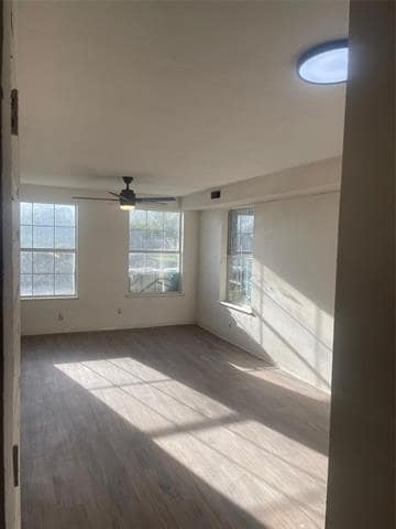 Building Photo - 622 S Charles St