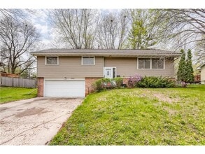 Building Photo - 4525 Nevada Ave N