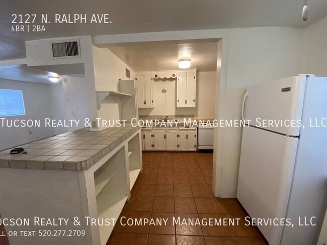 Building Photo - 2127 N Ralph Ave