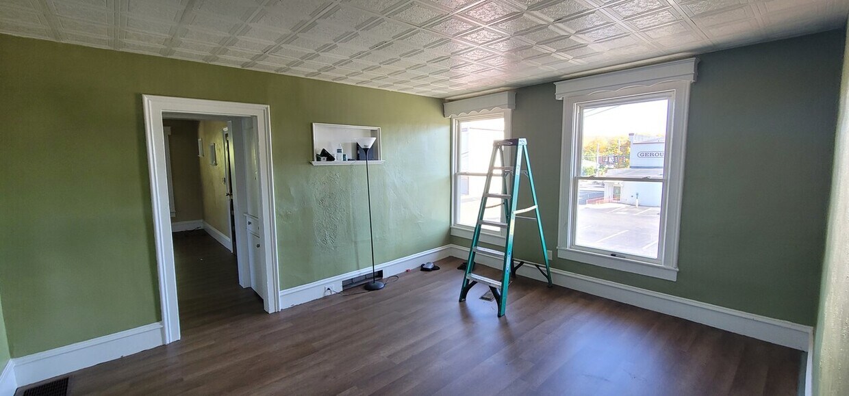 Building Photo - 209 W Hudson
