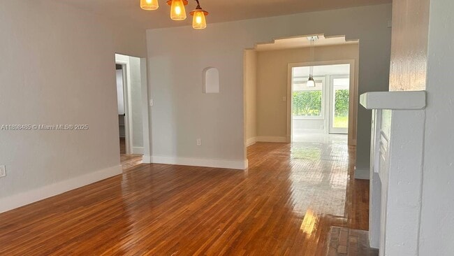 Foto del edificio - 2474 SW 24th Ter