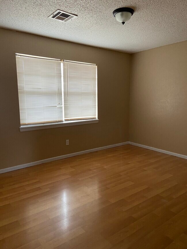 BEDROOM - 1414 Becky Ct