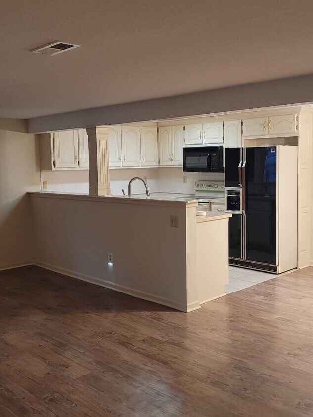 3315 S Norton Ave, Independence, MO 64052 Townhome Rentals in