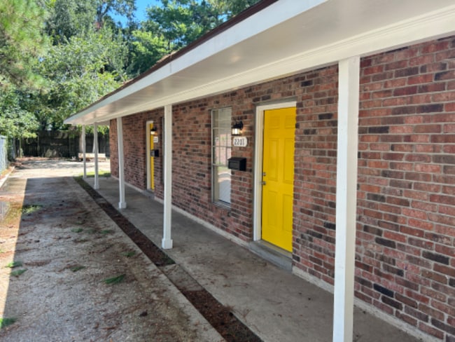 Building Photo - 2201-2203 Fairchild St