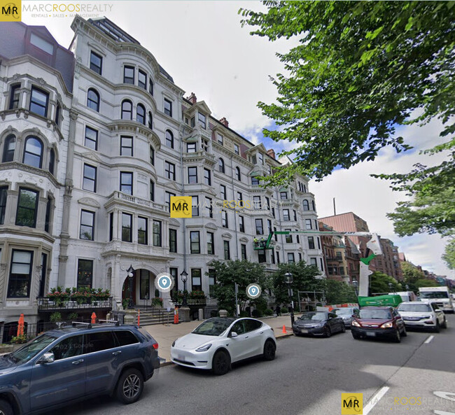 Building Photo - 160 Commonwealth Ave