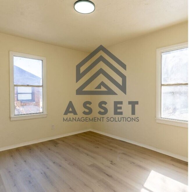 Foto del edificio - 422 E Northrup Dr