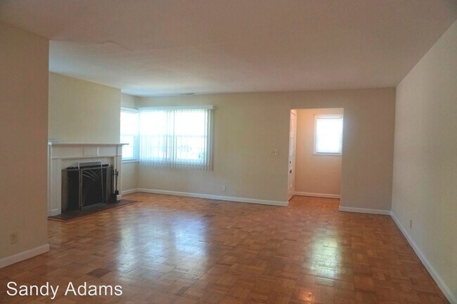 Building Photo - 3 br, 2 bath House - 2884 South Ct