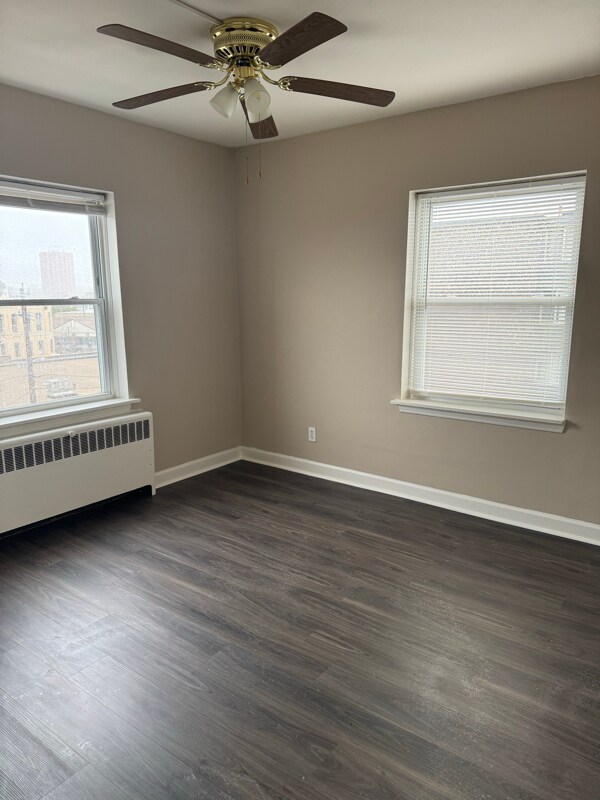 Foto del edificio - 1653 N Prospect Ave