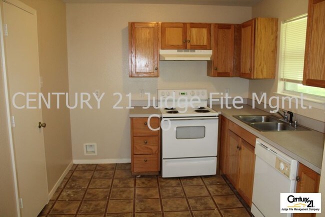 Building Photo - 1307 Nolte Dr