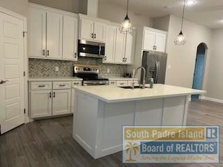 Building Photo - 12 Pebble Beach