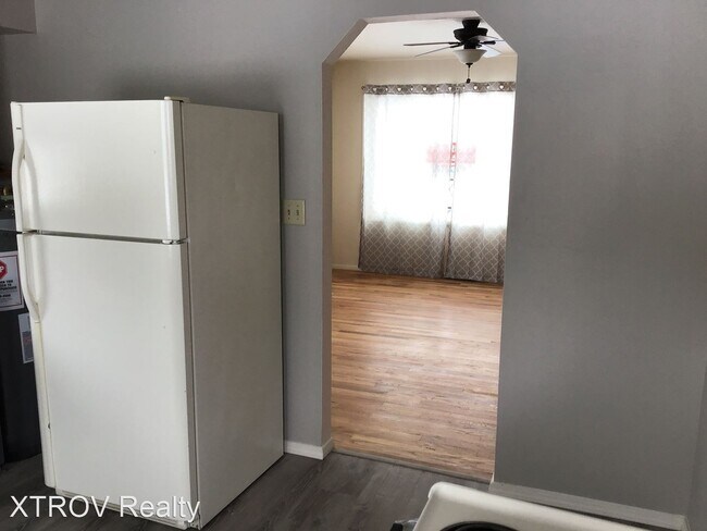 Foto del edificio - 2 br, 1 bath House - 550 East Montezuma Ave.