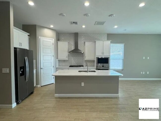 Foto del edificio - Lovely Apartment available