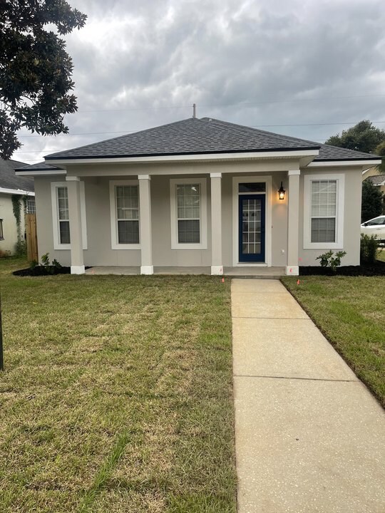 Foto principal - 101 Trista Terrace Ct