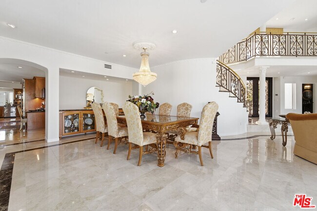Building Photo - 12570 Bull Canyon Rd
