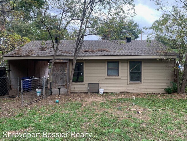 Foto del edificio - 2 br, 1 bath House - 3841 Doris St