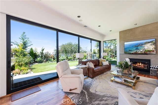 Foto del edificio - 3251 Rimcrest Cir