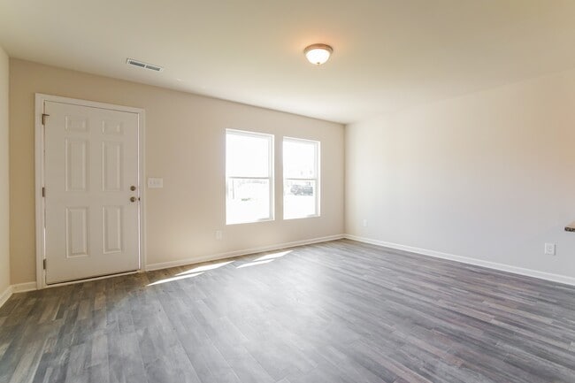 Foto del edificio - 1212 Hope Farm Dr