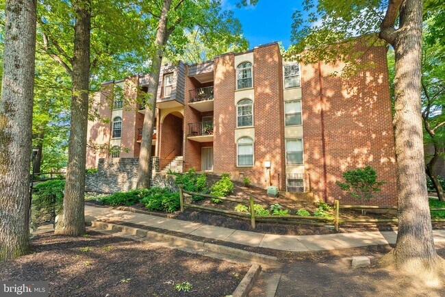 Foto del edificio - 3378 Woodburn Rd