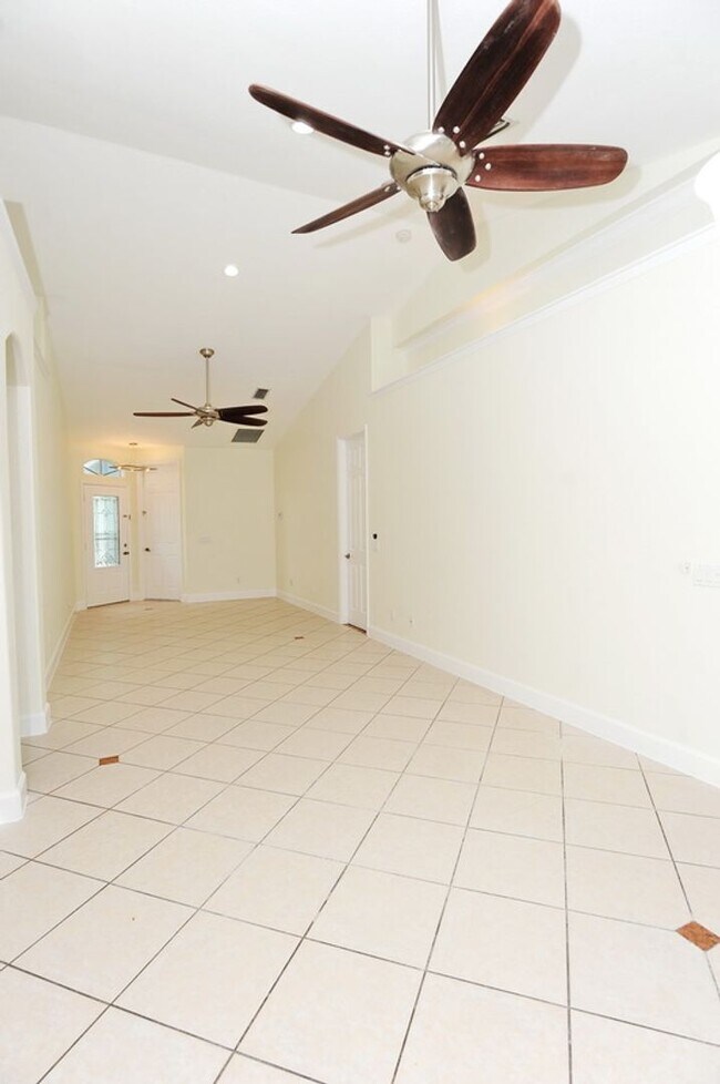 Foto del edificio - Annual Rental - Single Family Home Naples ...