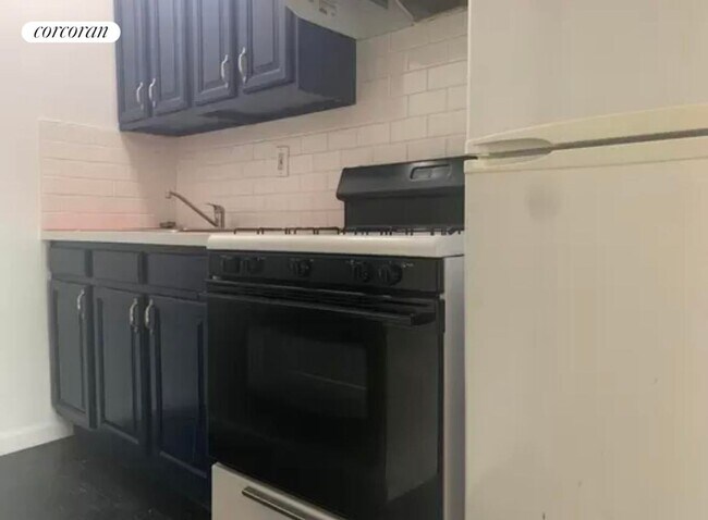 Foto del edificio - 782 Greene Ave