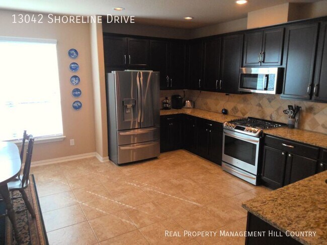 Building Photo - 13042 Shoreline Dr