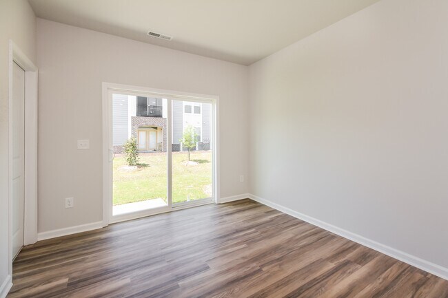 Foto del edificio - 2868 Summer Townes Wy