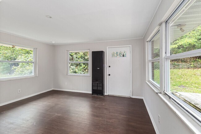 Foto del edificio - 3069 Westwood Northern Blvd