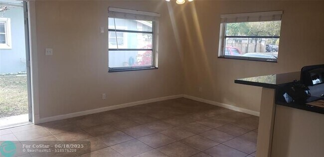 Foto del edificio - 750 SW 2nd St