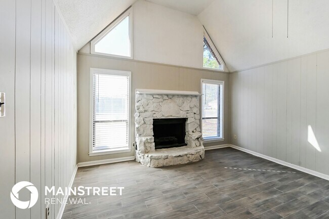 Foto del edificio - 4378 Castle Heights Dr