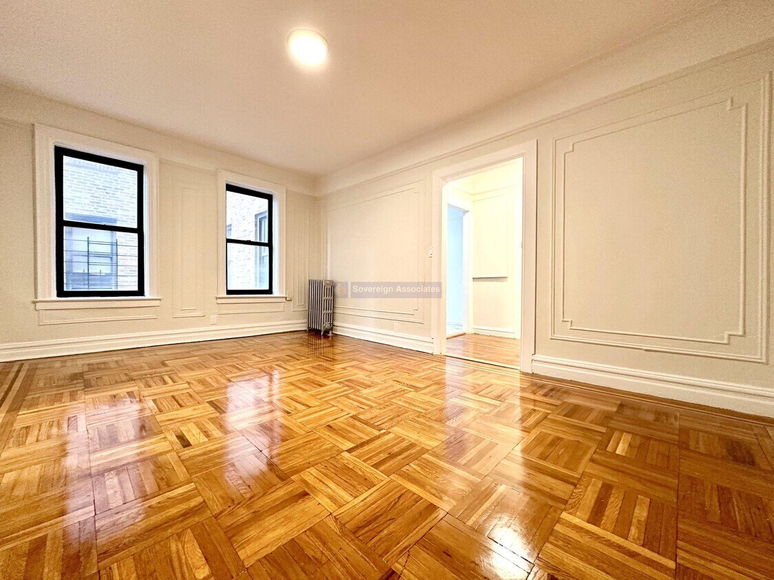 Foto principal - 3015 Roberts Avenue