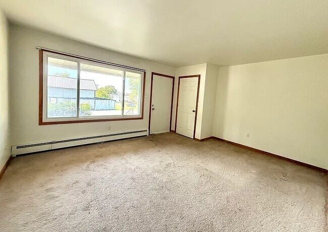 Foto del edificio - 239 N Plum St