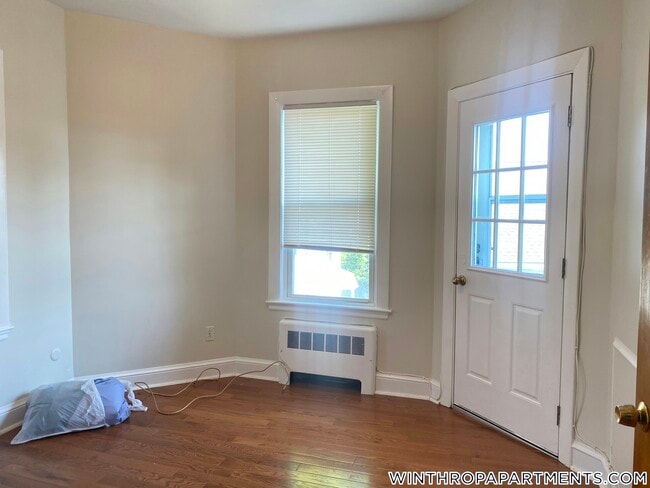 Foto del edificio - 90 Winthrop Shore Dr