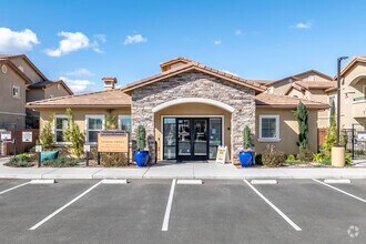 Building Photo - Heritage Landing Apartments
