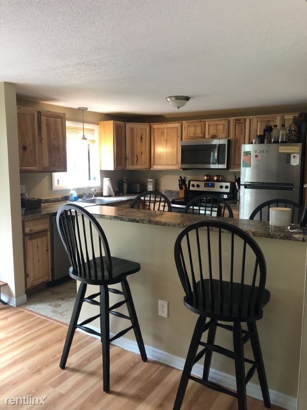 Building Photo - 2 Black Oak Dr