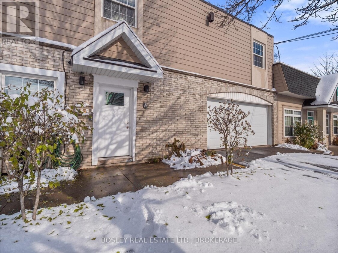 Photo principale - 4444 Drummond Rd