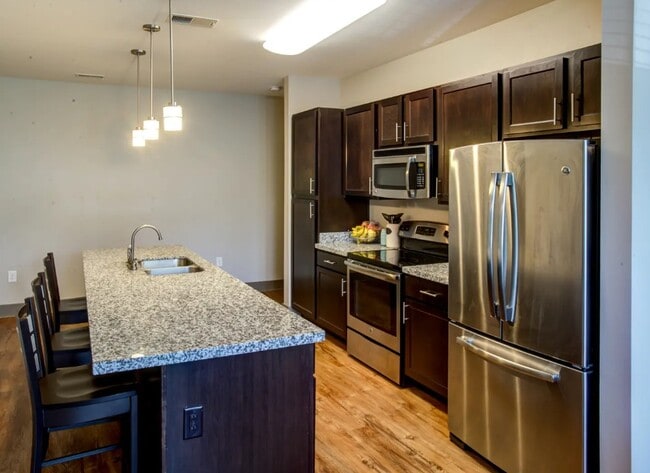 Building Photo - Campus West at Tryon