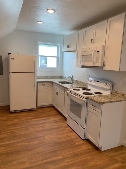 Foto principal - 453 Pond St