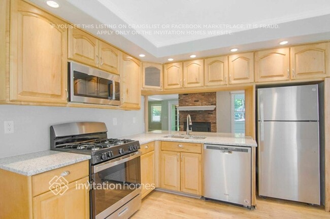 Building Photo - 7413 Laketree Dr