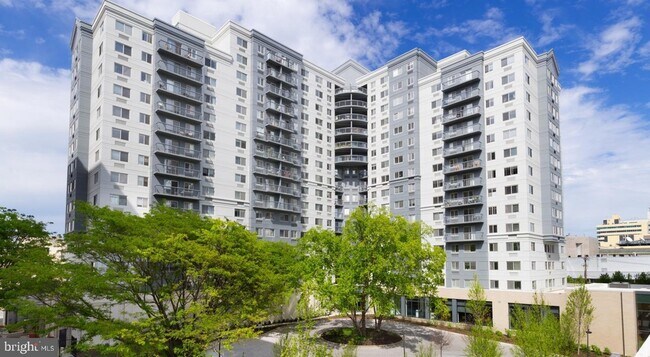 Foto del edificio - 450 N 18th St