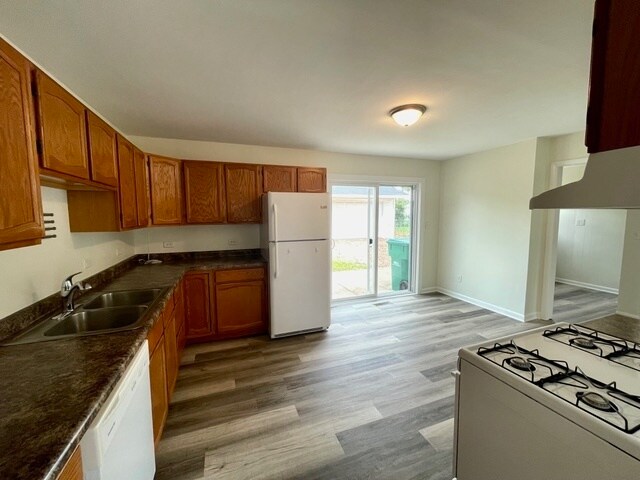 Building Photo - 208 Tallman Ave