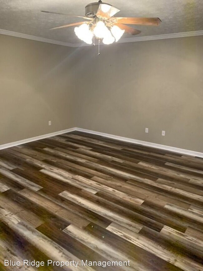 Foto del edificio - 2 br, 2 bath House - 307 Hawkins Avenue