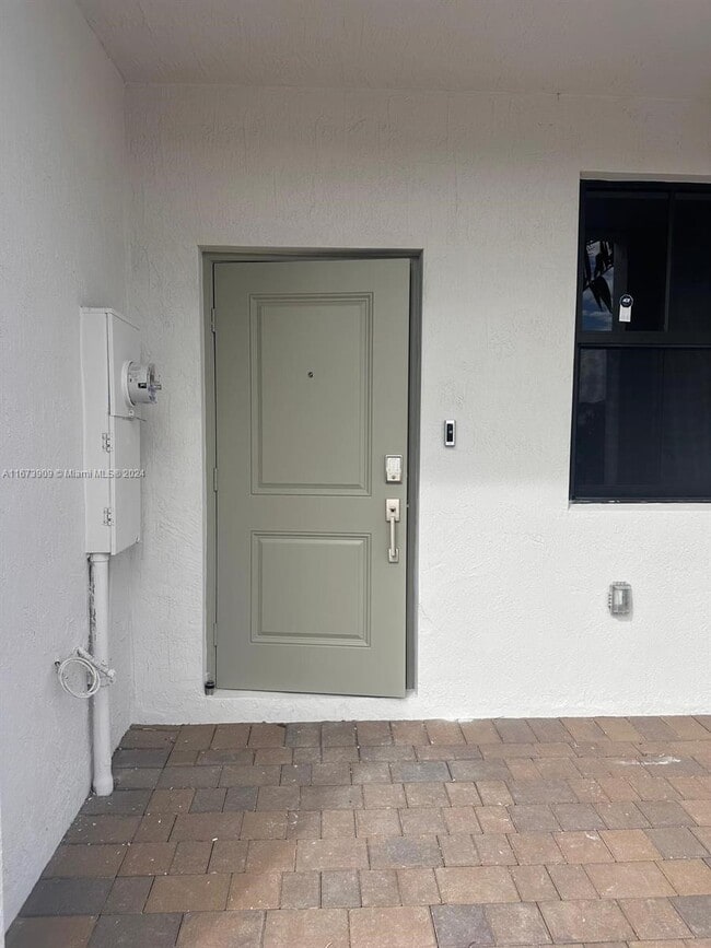 Photo - 23022 SW 130th Ave House