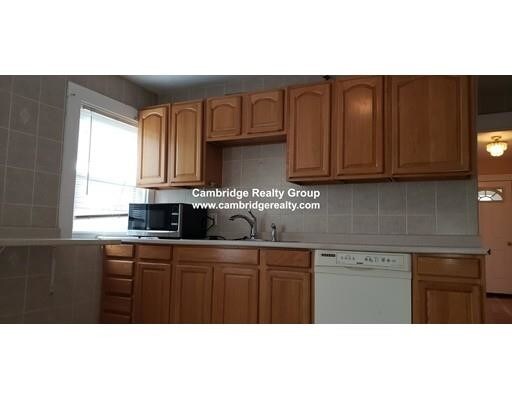 Building Photo - 30 Avondale St