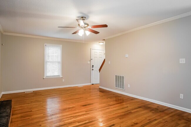 Foto del edificio - 3604 Greywood Dr