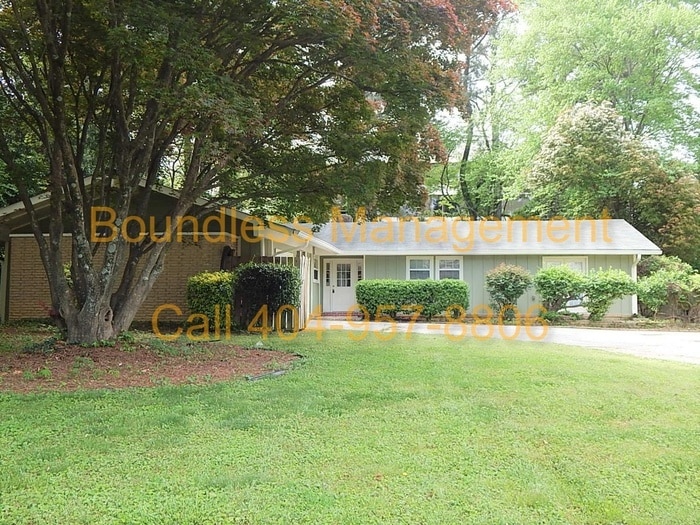 Primary Photo - Renovated 3 BR/2 BA Ranch In Sandy Springs...