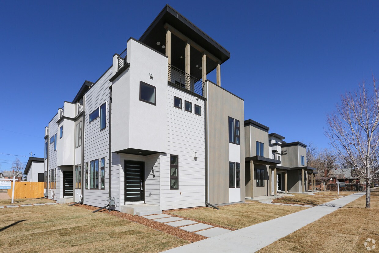 Foto principal - 4045 Pecos St