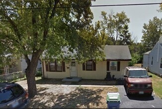 Building Photo - 3666 High Dr
